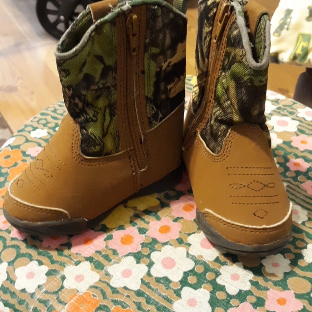Baby boots